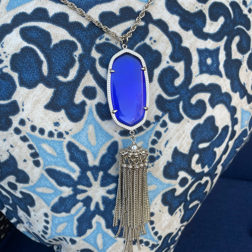 Kendra Scott Rayne royal blue long pendant necklace in gold vermeil